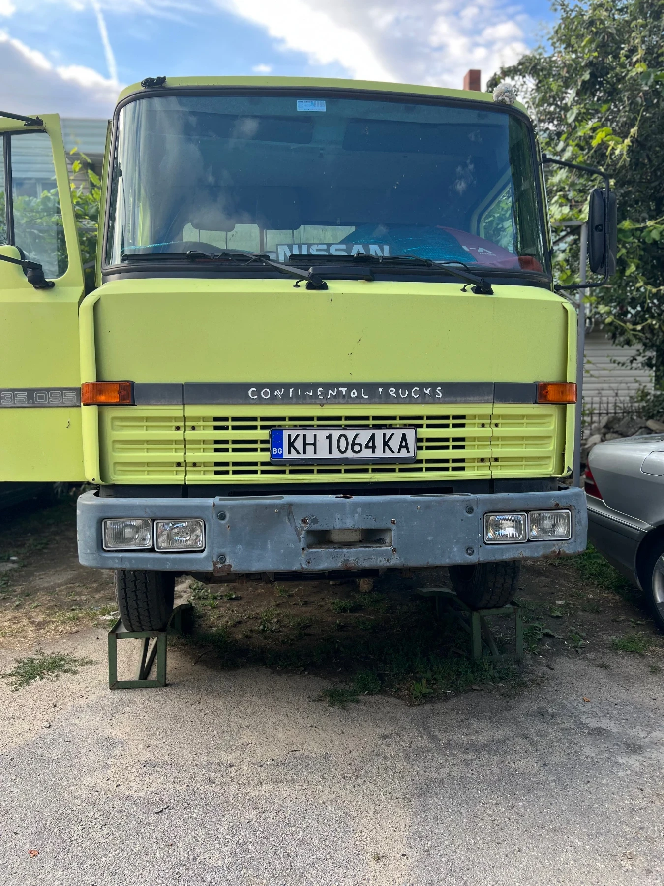 Nissan Atleon Nissan Atleon 3.0 90кс
