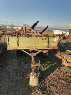 Трактор Владимировец Владимировец, снимка 7