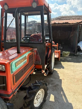 Трактор Hinomoto N209