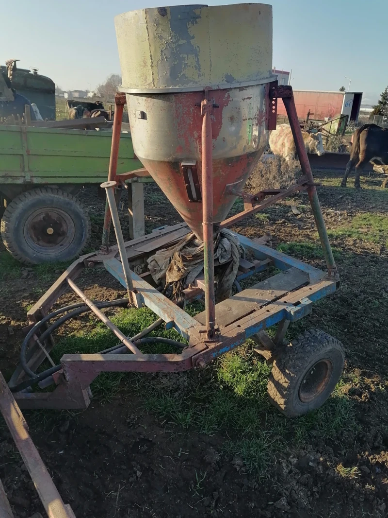 Трактор Владимировец Владимировец, снимка 6 - Селскостопанска техника - 52877430