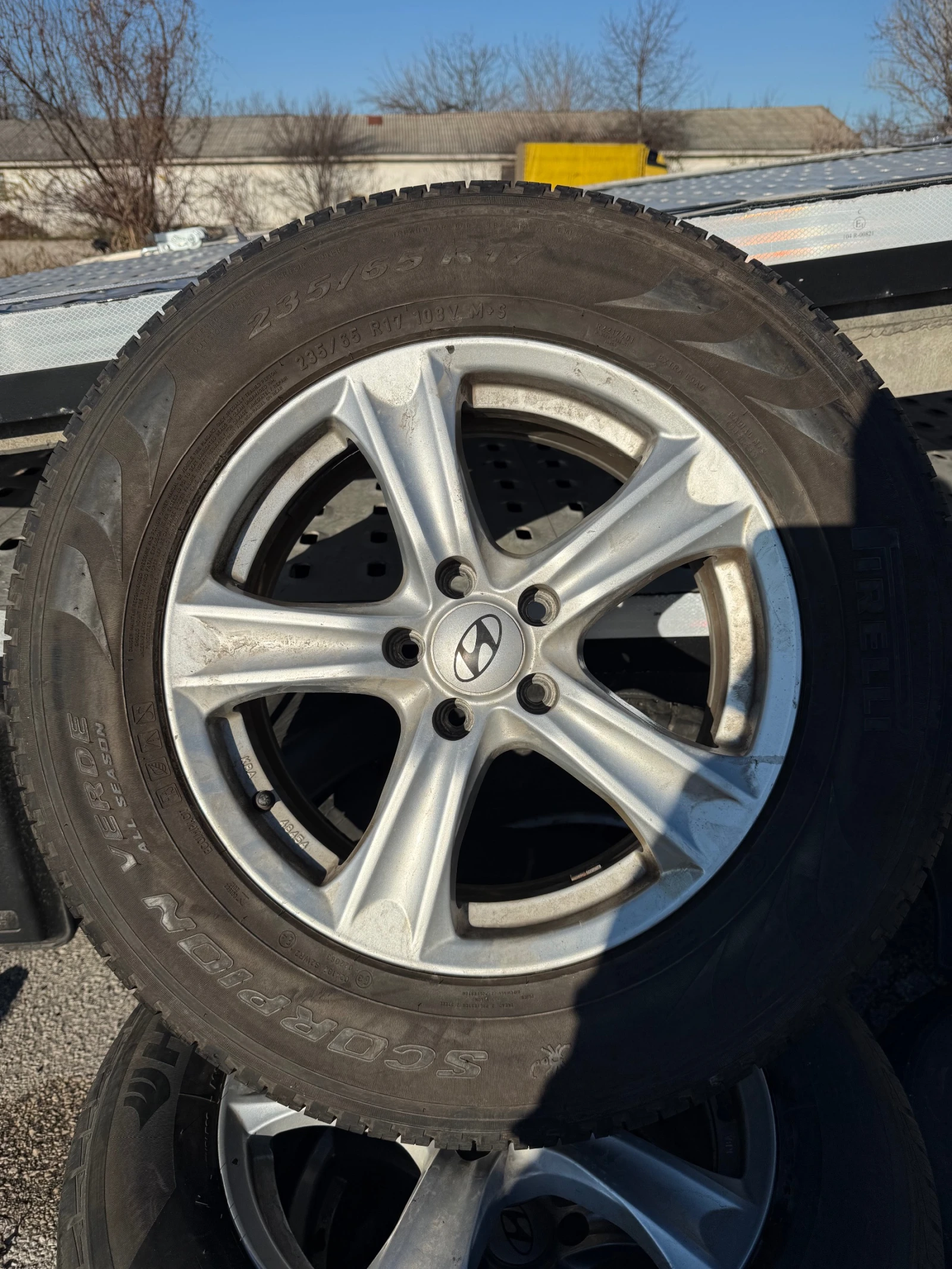 ���� � ������ 235/65R17 | Mobile.bg � ����������� 6