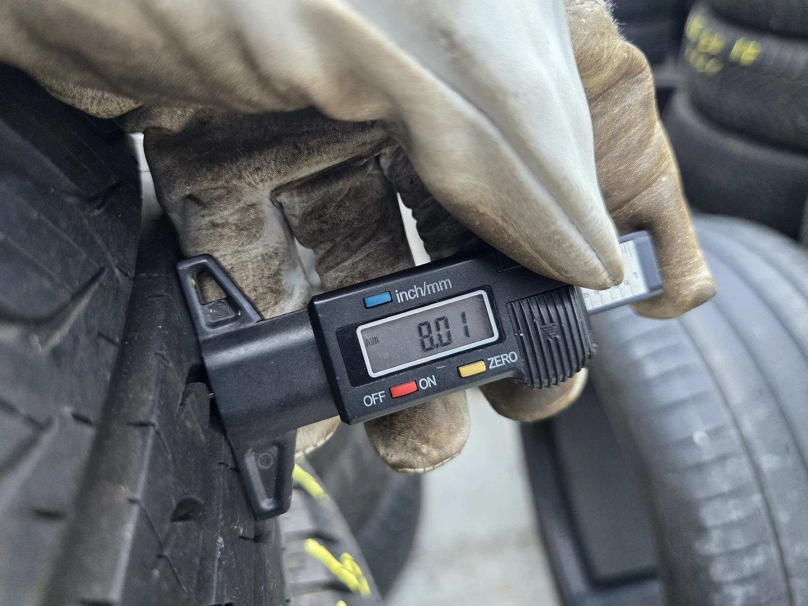 Гуми Летни 215/65R16, снимка 6 - Гуми и джанти - 56730690
