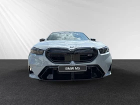 Обява за продажба на BMW M5 4.4 V8/PLUG-IN/CARBON/ICONIC GLOW/B&W/HEAD UP/360/ ~ 143 736 EUR - изображение 1