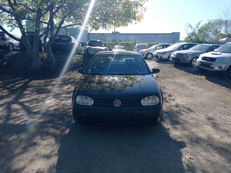 VW Golf 1,9 TDI-SPECIAL, снимка 7 - Автомобили и джипове - 45232019