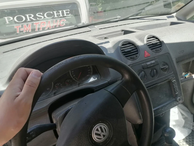 VW Caddy 1.9TDI, снимка 4 - Автомобили и джипове - 47046689