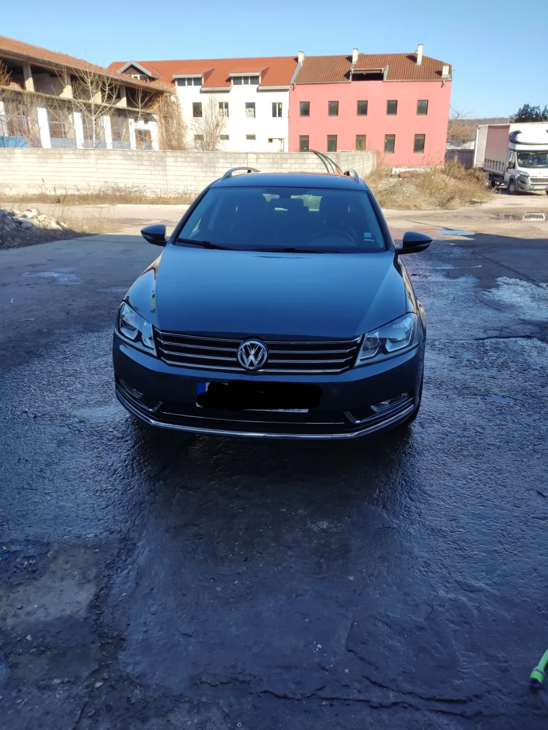 VW Passat, снимка 1 - Автомобили и джипове - 47385682