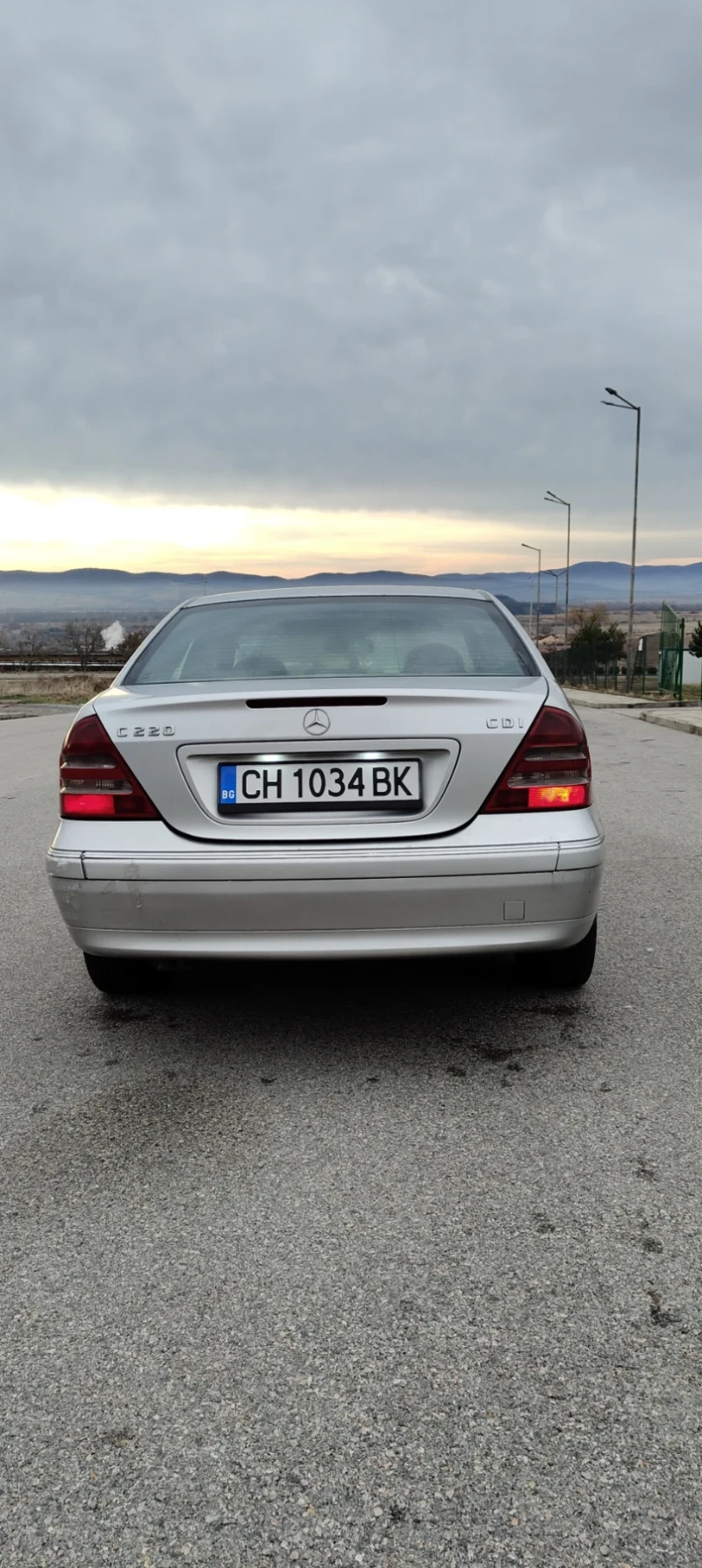 Mercedes-Benz C 220, снимка 4 - Автомобили и джипове - 48062677