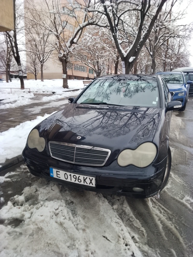 Mercedes-Benz C 200, снимка 3 - Автомобили и джипове - 48692645