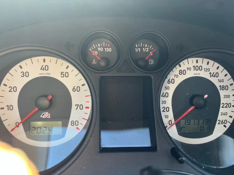 Seat Ibiza 1.8T - FR - SWISS, снимка 12 - Автомобили и джипове - 51863832