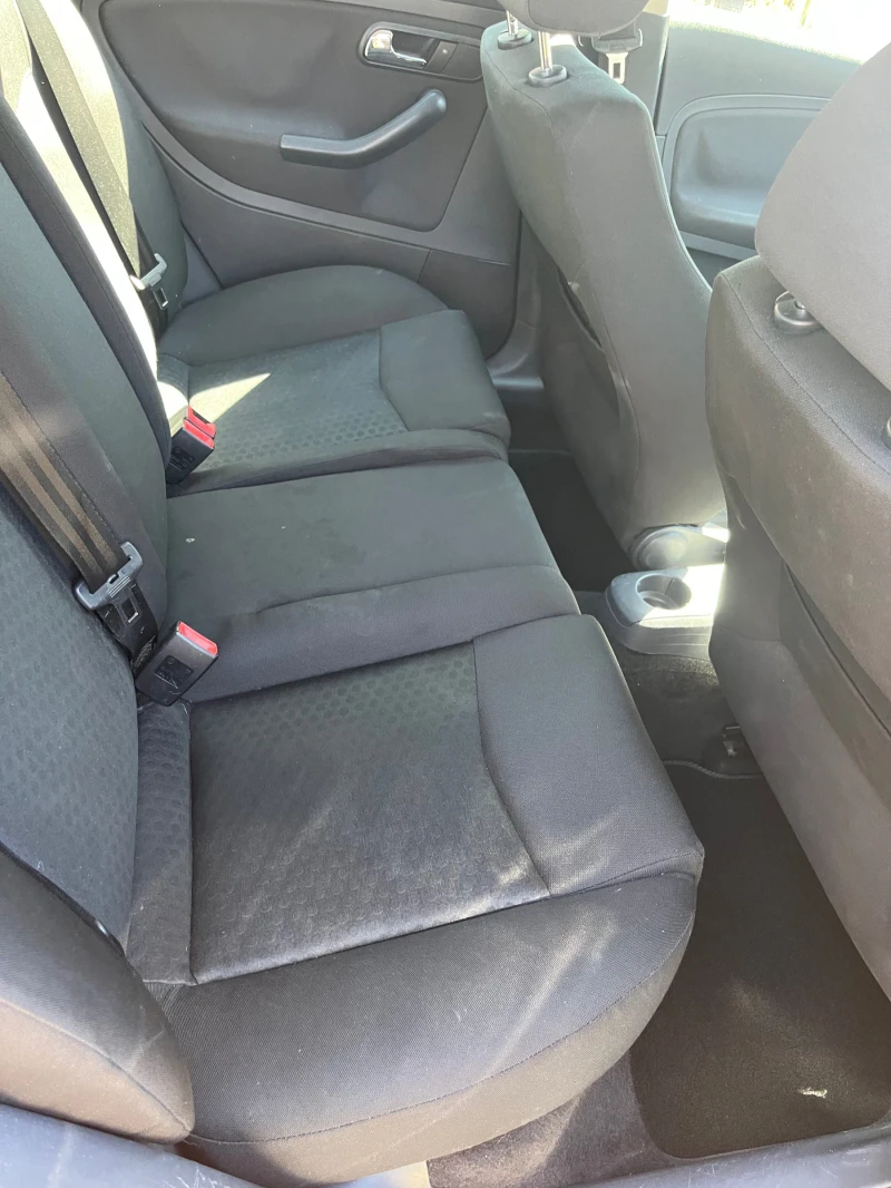 Seat Ibiza 1.8T - FR - SWISS, снимка 8 - Автомобили и джипове - 51863832