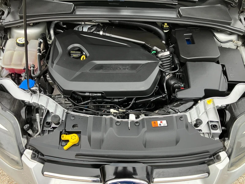 Ford Focus 1.6, снимка 17 - Автомобили и джипове - 52064333