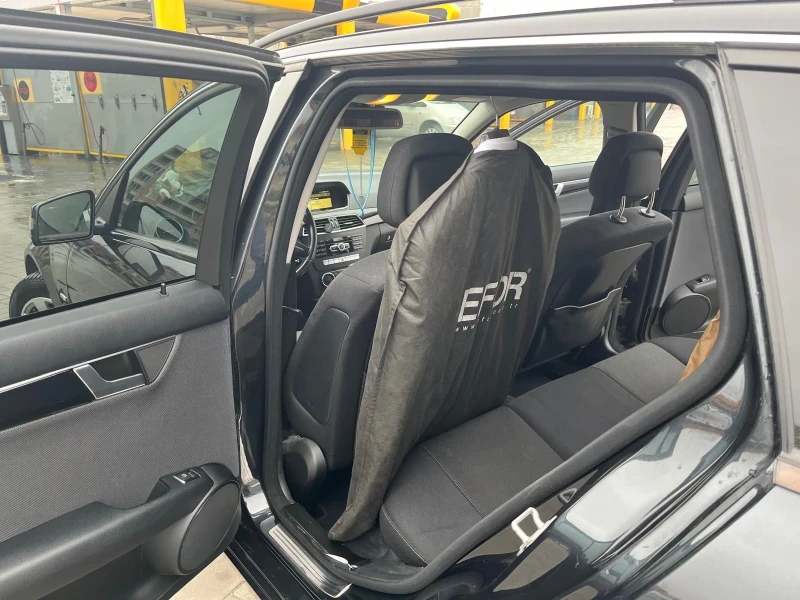 Mercedes-Benz CLC 200, снимка 3 - Автомобили и джипове - 52227920