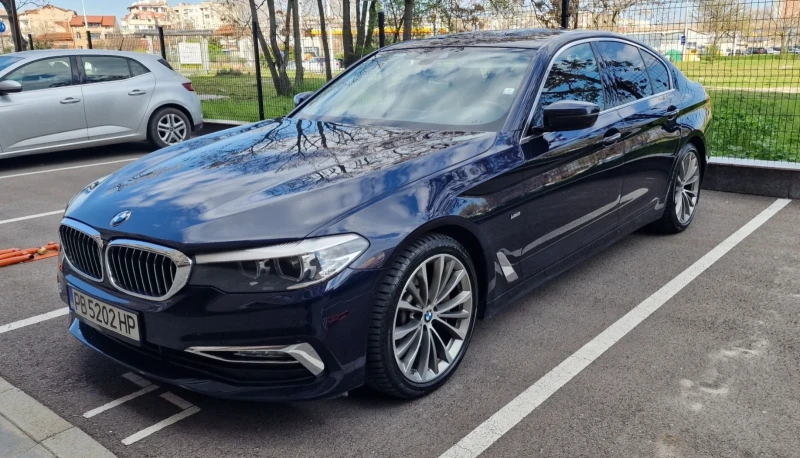 BMW 530  530 D X-drive-LUXURY-KEYLESS-Camera-Distronik-, снимка 3 - Автомобили и джипове - 52643791