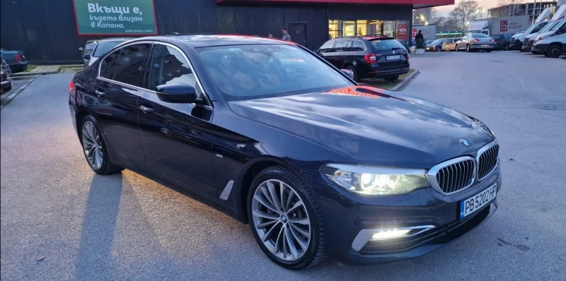 BMW 530  530 D X-drive-LUXURY-KEYLESS-Camera-Distronik-, снимка 14 - Автомобили и джипове - 52643791