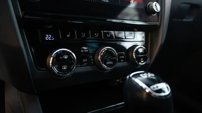 Skoda Octavia VRS, снимка 17 - Автомобили и джипове - 52759973