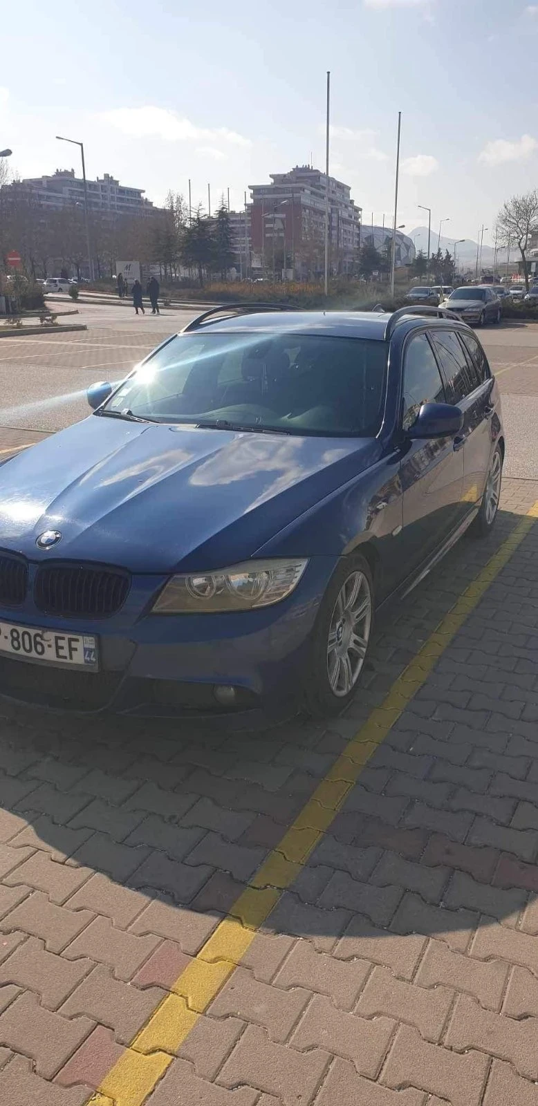 BMW 320, снимка 1 - Автомобили и джипове - 47485725