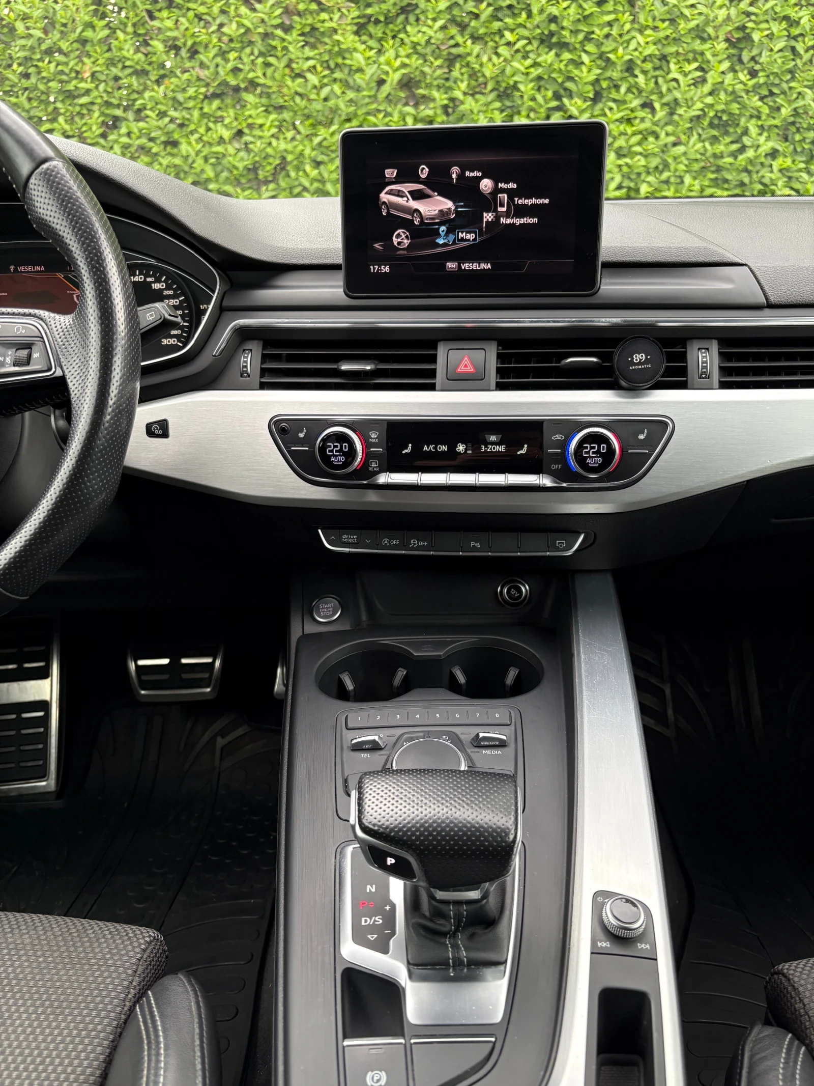 Audi A4 2.0 TDI quattro S-line - изображение 10