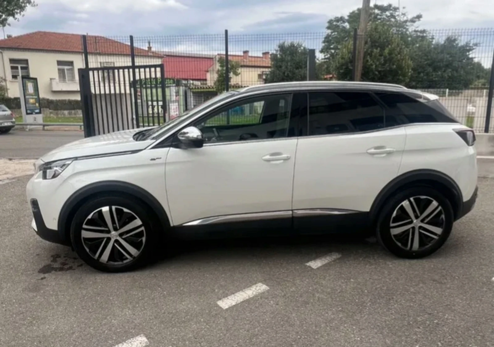 Peugeot 3008 2. 0 GT BLUEHDi 181 S&S EAT8 - изображение 3