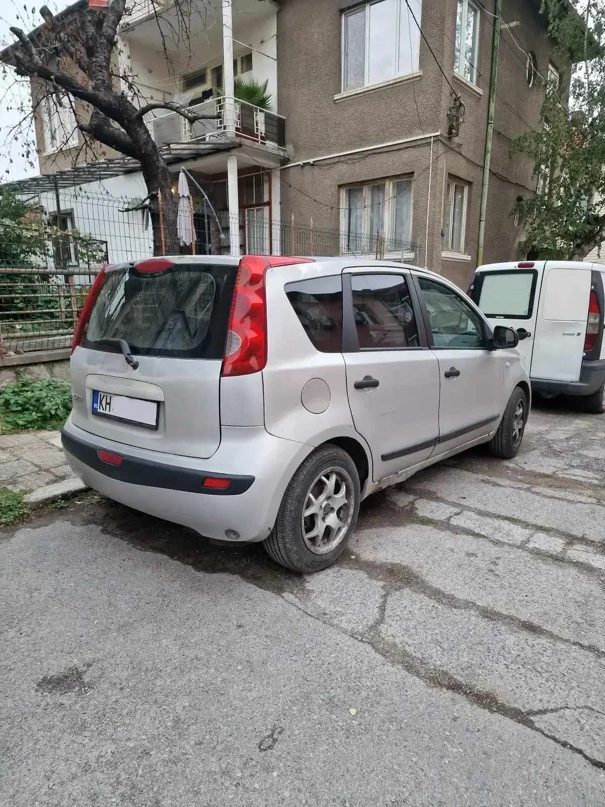 Nissan Note E11 - изображение 2