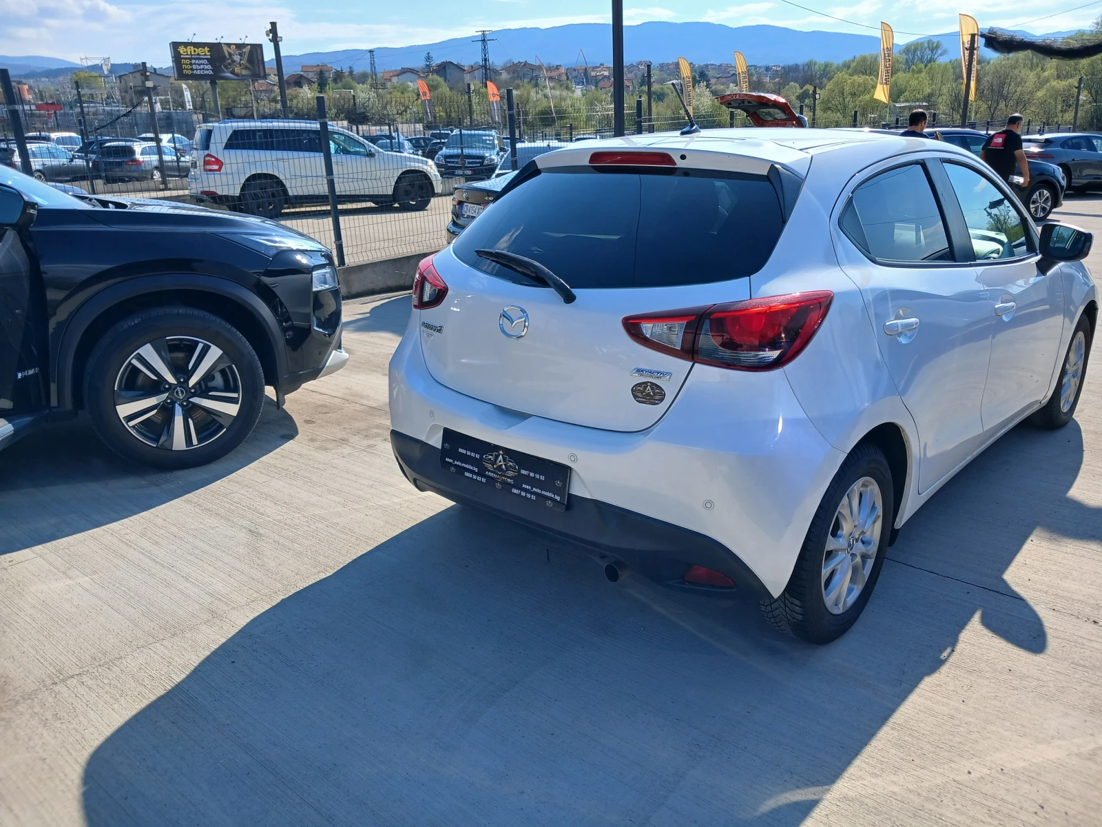 Mazda 2 AUTOM. PODGREV, снимка 4 - Автомобили и джипове - 53418117