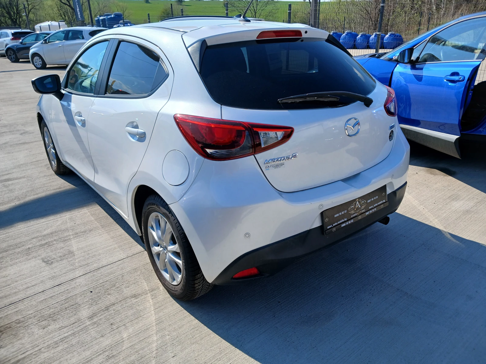 Mazda 2 AUTOM. PODGREV, снимка 6 - Автомобили и джипове - 53418117