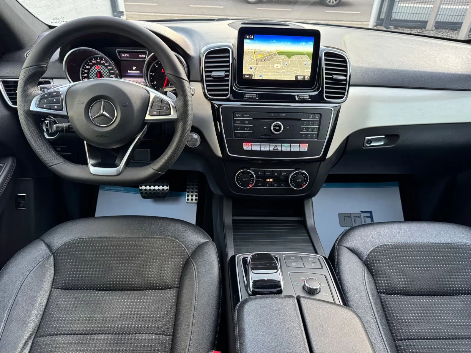 Mercedes-Benz GLE 450 4MATIC/390HP/AMG/NIGHT/9G-TRONIC/PANO/CAM/AHK/854g - изображение 9