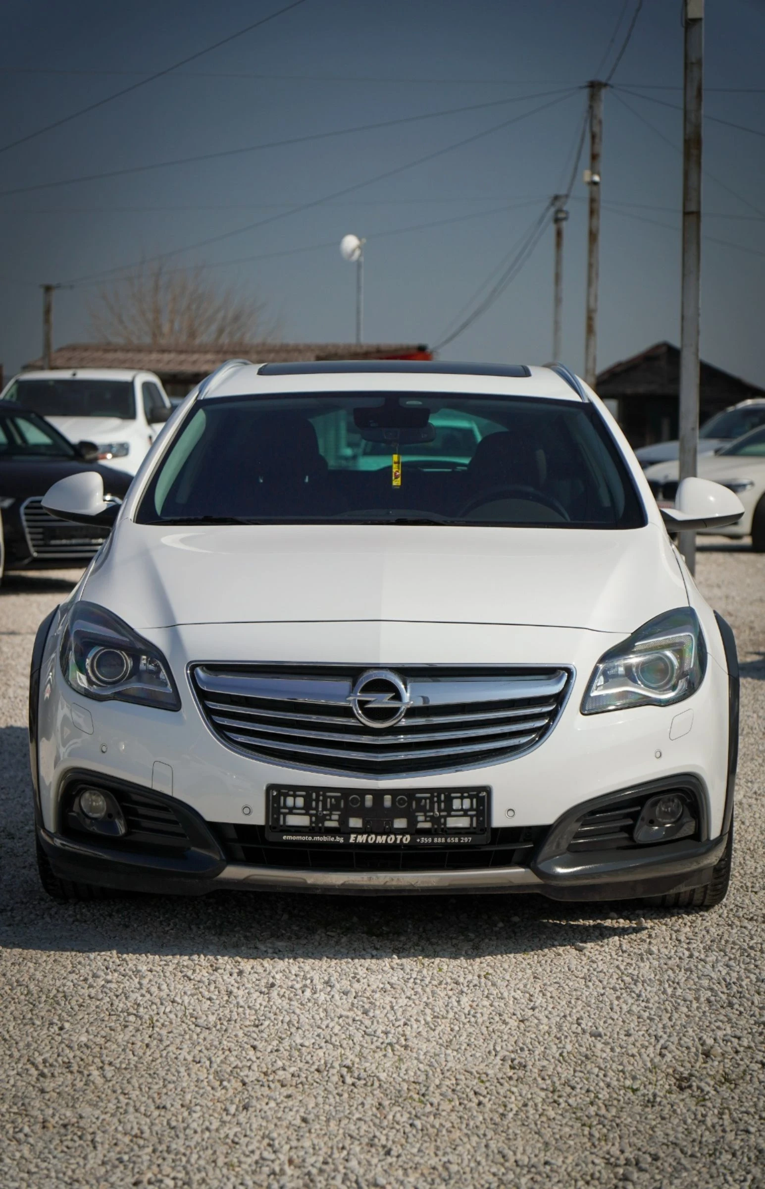 Opel Insignia 2.0CDTI 4x4 DIGITAL BOSE АВТОМАТ ПАНОРАМА ЛИЗИНГ, снимка 2 - Автомобили и джипове - 53782153