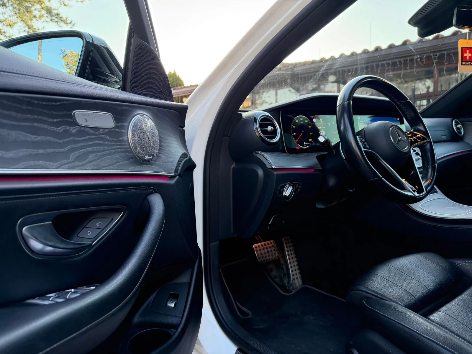 Mercedes-Benz E 220 All Terrian-Top!!, снимка 11 - Автомобили и джипове - 53801187