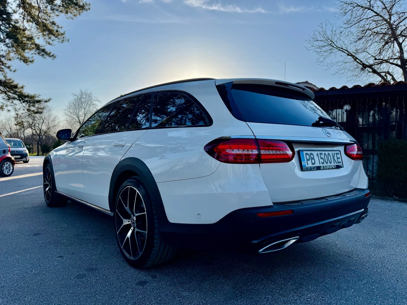 Mercedes-Benz E 220 All Terrian-Top!!, снимка 3 - Автомобили и джипове - 53801187