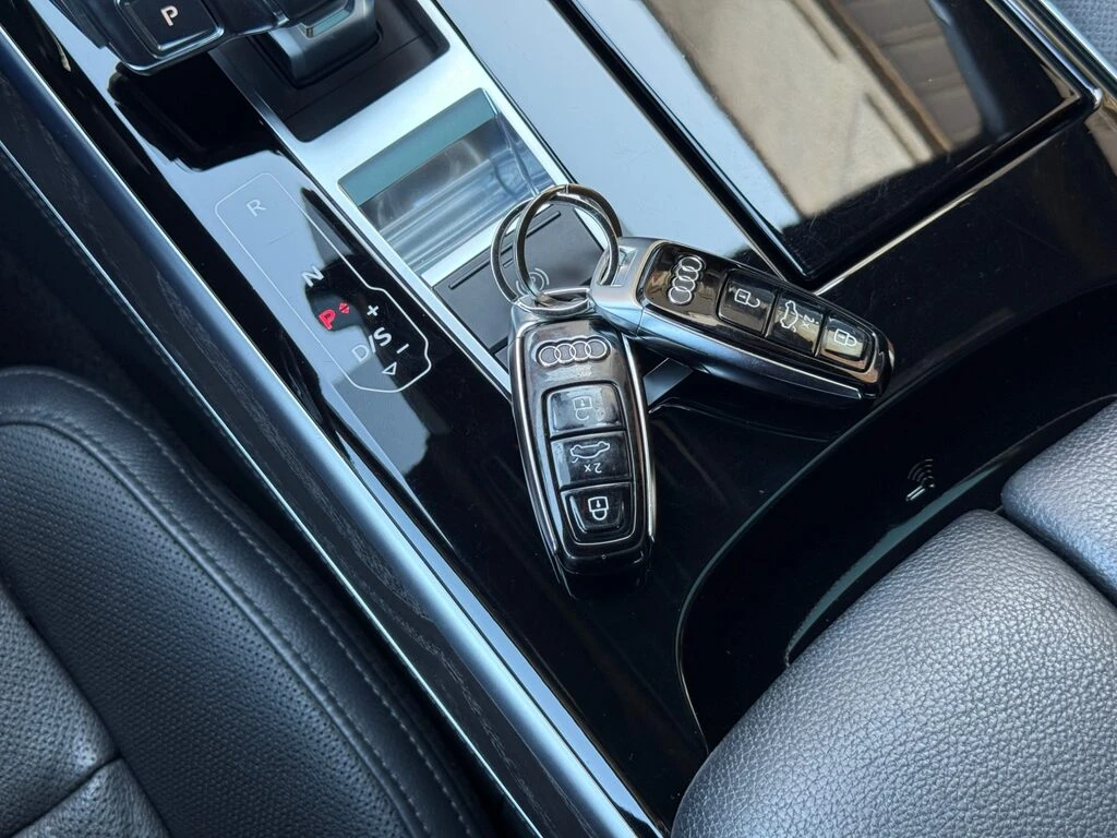 Audi A8 Long * 55TFSI * S-Line * Фиксирана цена до БГ * , снимка 14 - Автомобили и джипове - 53809279