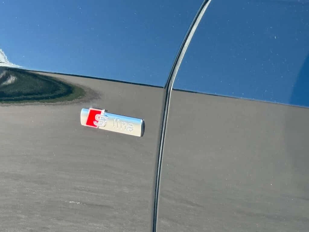 Audi A8 Long * 55TFSI * S-Line * Фиксирана цена до БГ * , снимка 10 - Автомобили и джипове - 53809279