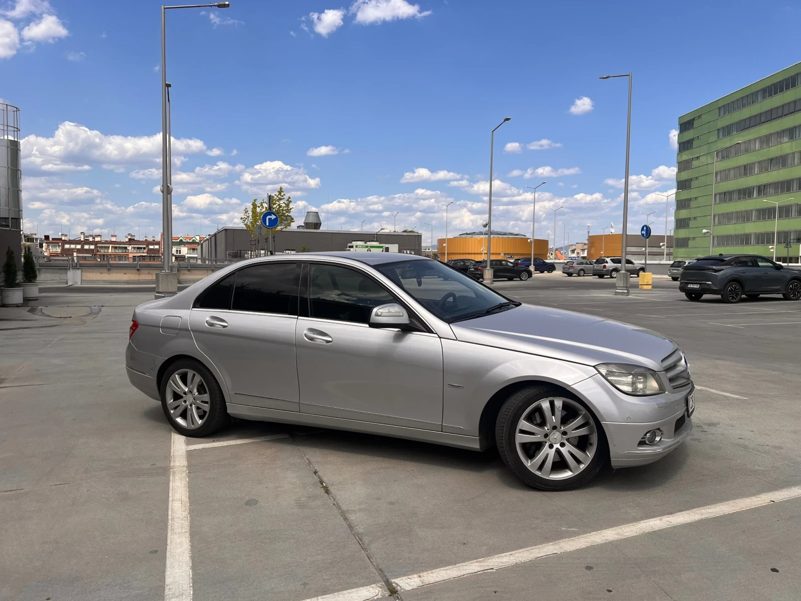 Mercedes-Benz C 320 Apple carplay, снимка 3 - Автомобили и джипове - 54430030