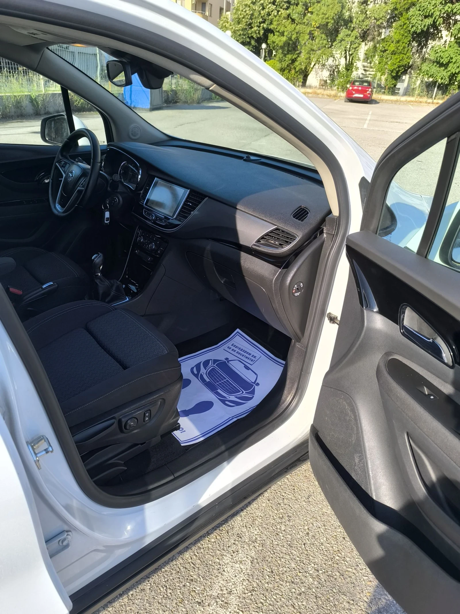 Opel Mokka 1.6CDTI, снимка 8 - Автомобили и джипове - 55002907