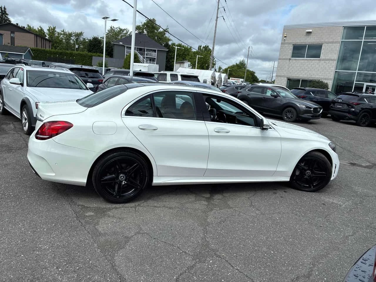 Mercedes-Benz C 300 4MATIC/360/ПАНОРАМА/ПОДГРЕВИ, снимка 4 - Автомобили и джипове - 55064868