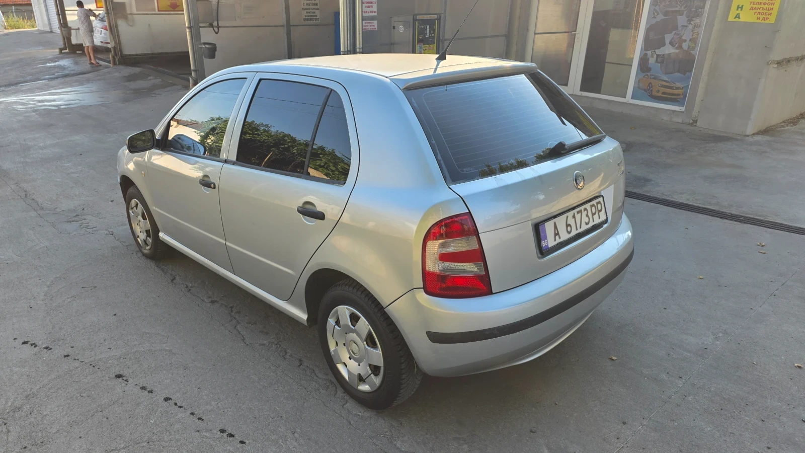 Skoda Fabia 1.2 HTP, снимка 7 - Автомобили и джипове - 55266765