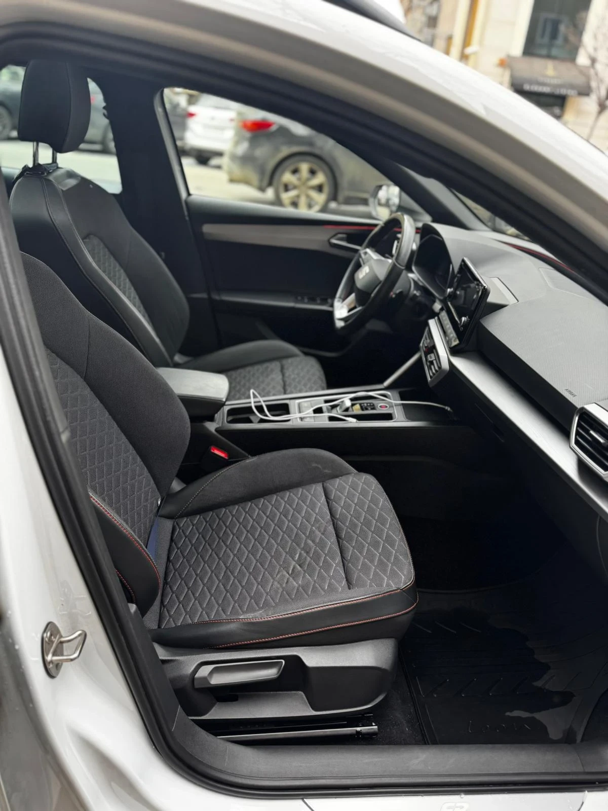 Seat Leon 2.0, снимка 7 - Автомобили и джипове - 55395690