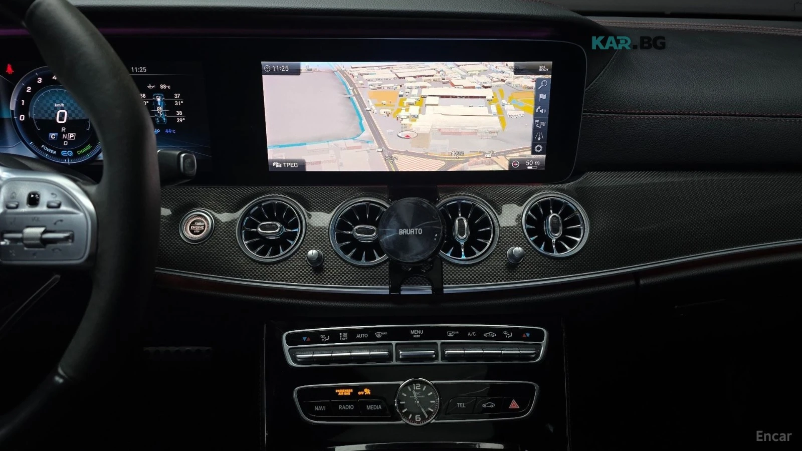 Mercedes-Benz E 53 AMG 4MATIC+ * HUD* 360* МОНИТОРИ* ОБДУХ* ПАНО, снимка 12 - Автомобили и джипове - 55897613