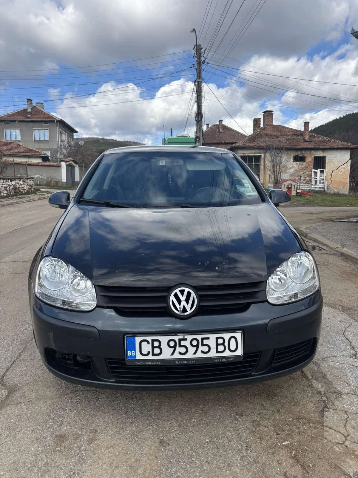 VW Golf 1.6    102кс.