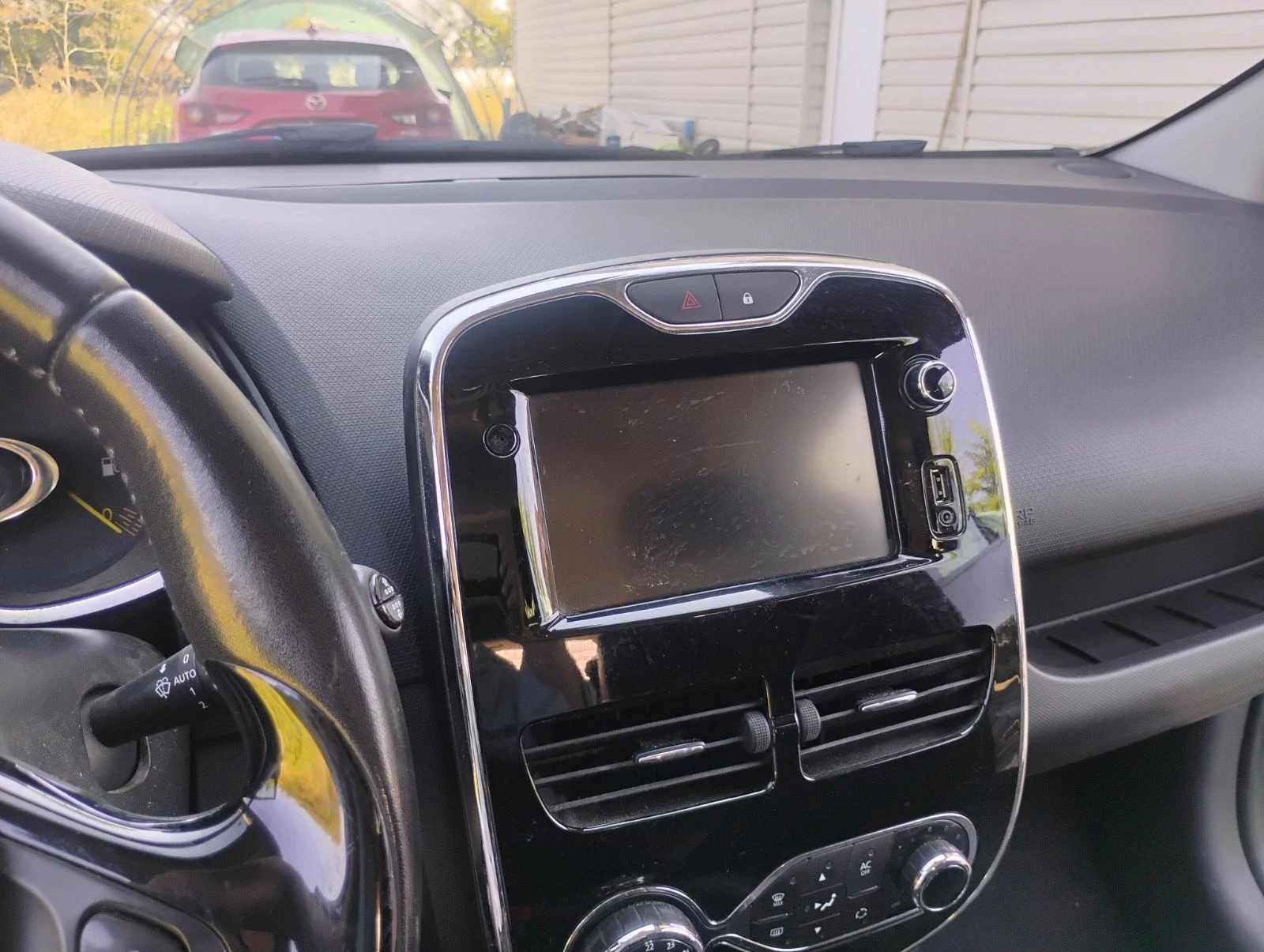 Renault Clio Газ, снимка 7 - Автомобили и джипове - 56144278