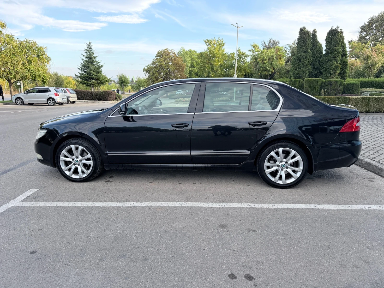 Skoda Superb, снимка 7 - Автомобили и джипове - 56292879