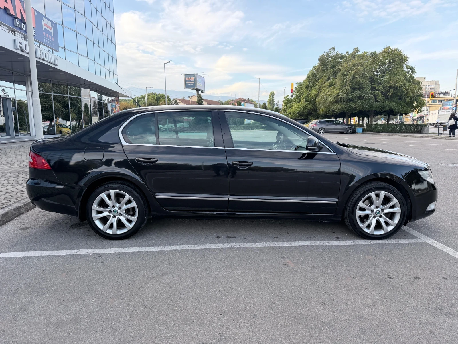 Skoda Superb, снимка 3 - Автомобили и джипове - 56292879
