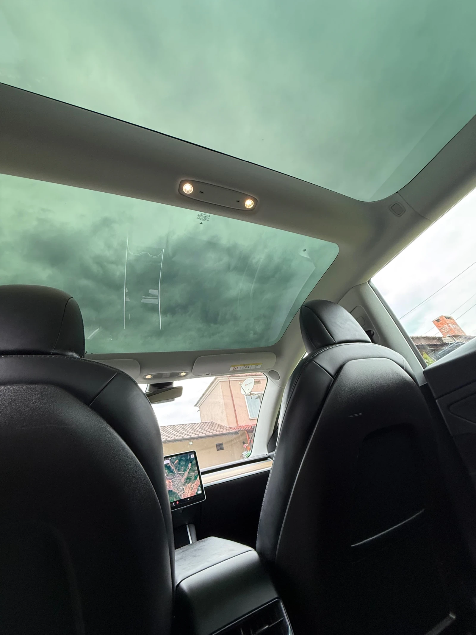 Tesla Model 3 Performance , снимка 12 - Автомобили и джипове - 56387660