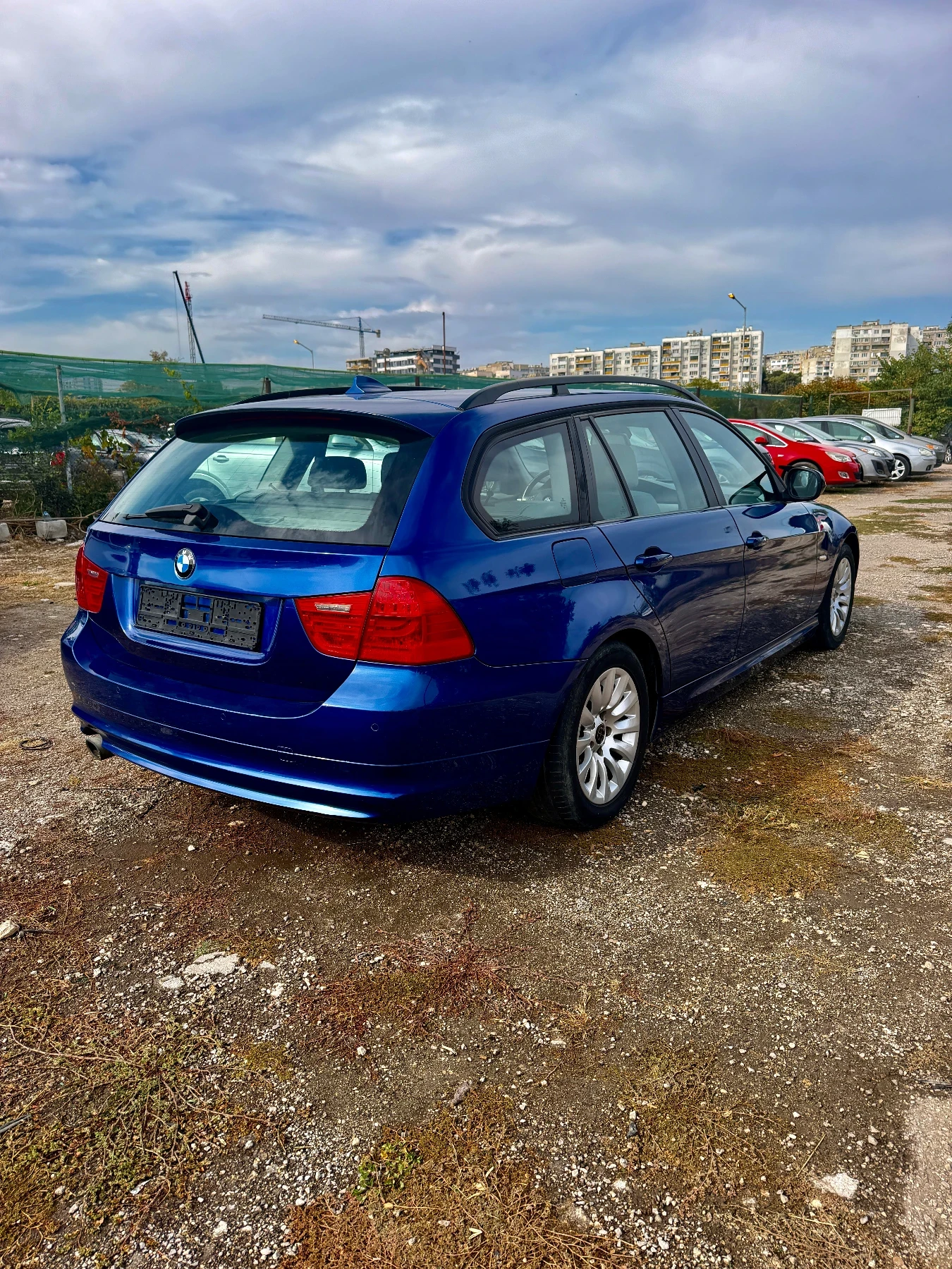BMW 320, снимка 5 - Автомобили и джипове - 56455273