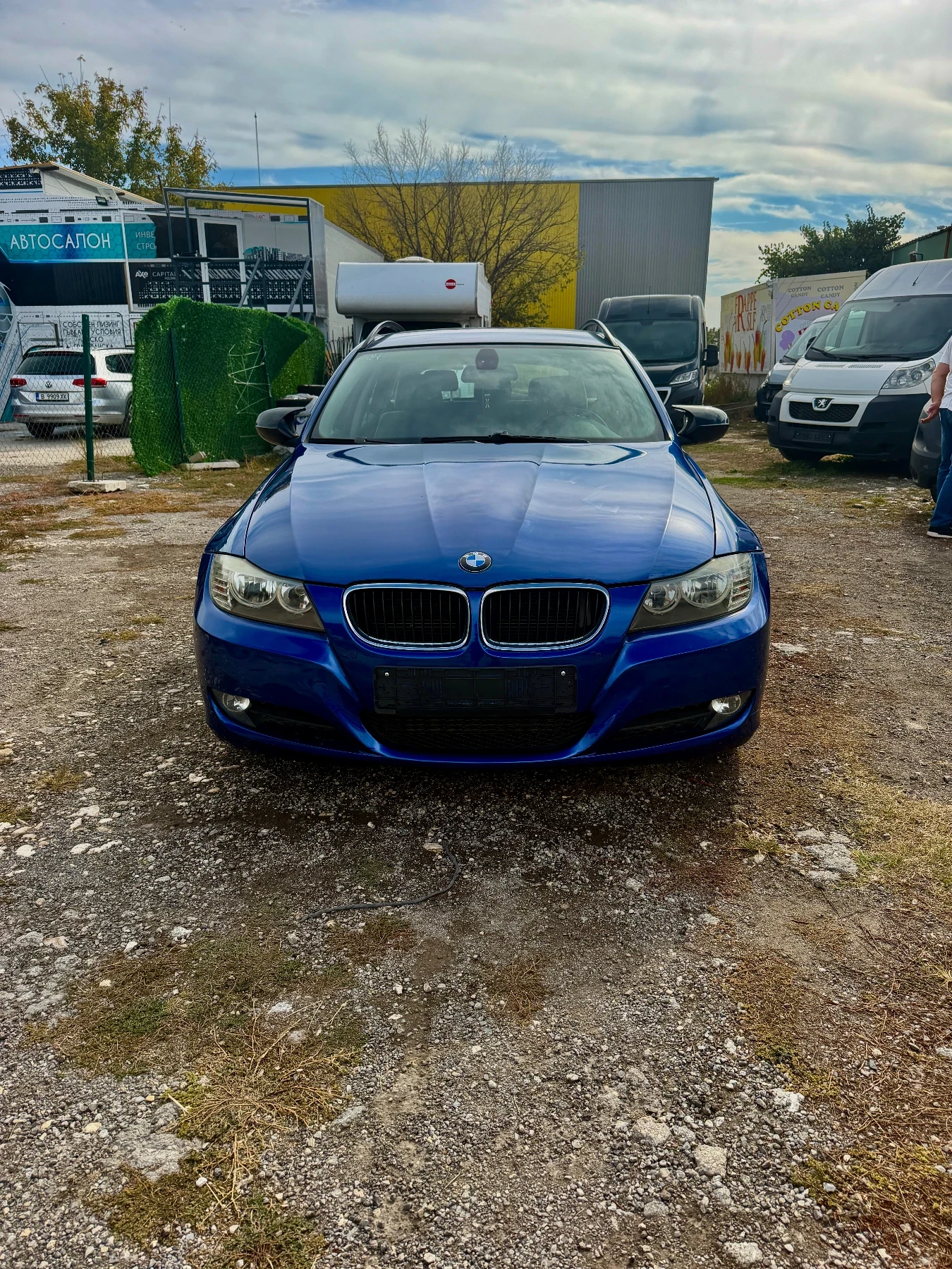 BMW 320, снимка 3 - Автомобили и джипове - 56455273