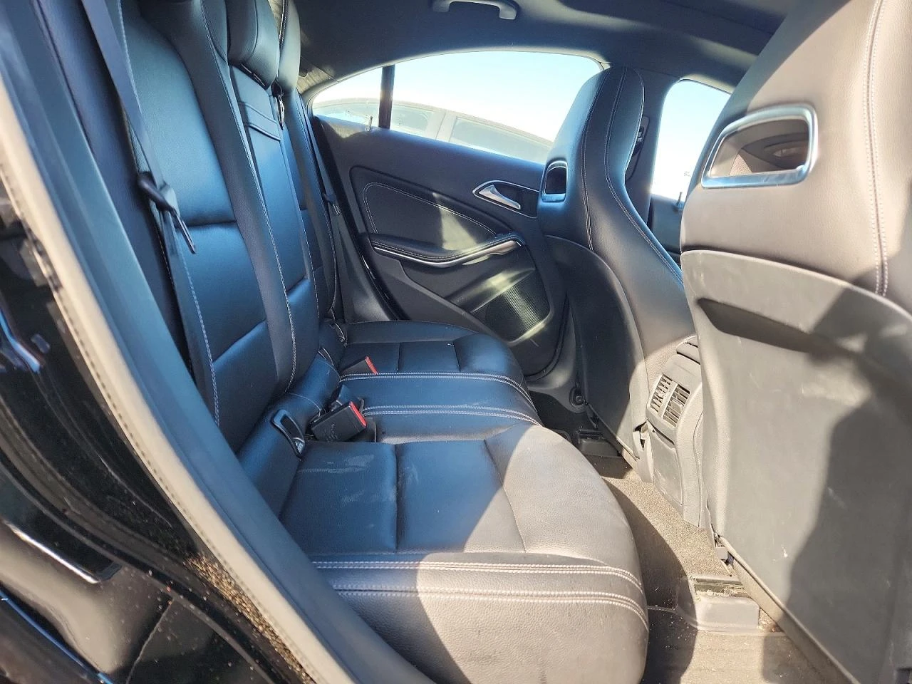 Mercedes-Benz CLA 250 * 4MATIC* , снимка 11 - Автомобили и джипове - 56636556