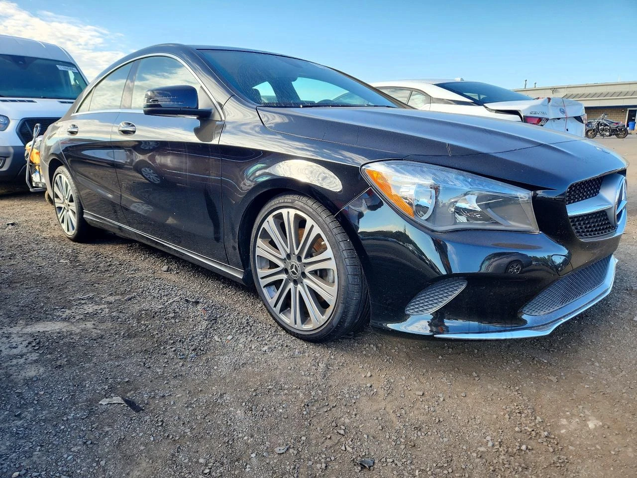 Mercedes-Benz CLA 250 * 4MATIC* , снимка 3 - Автомобили и джипове - 56636556