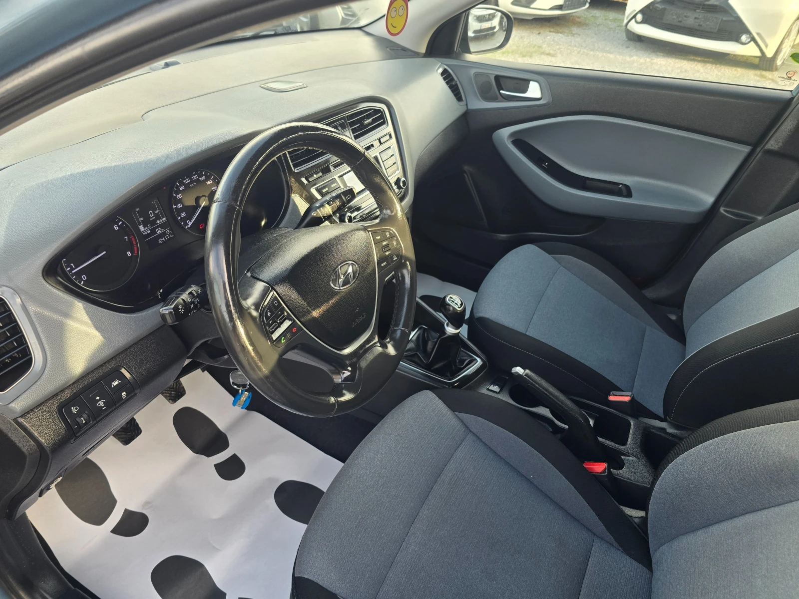 Hyundai I20 1.2i-85k.c-EURO-6-104000km.-ITALIA | Mobile.bg � ����������� 9