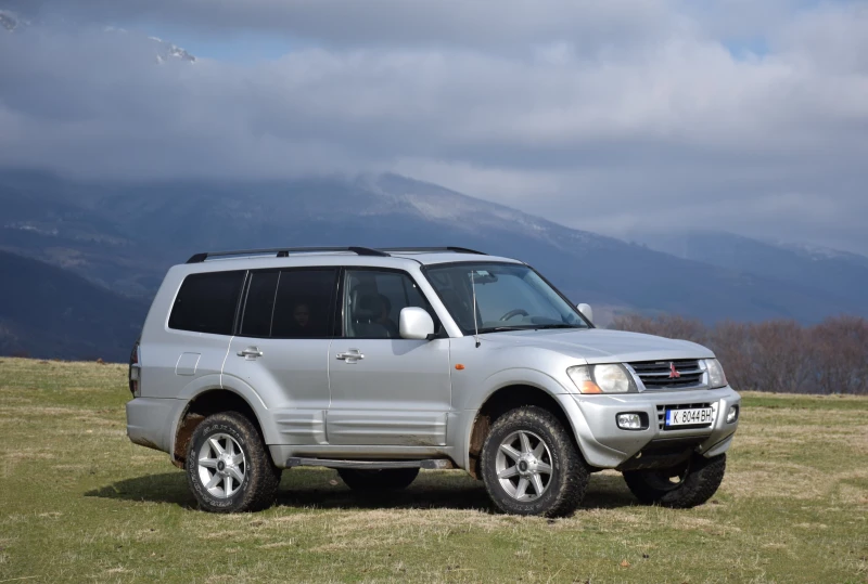 Mitsubishi Pajero 3.2, снимка 17 - Автомобили и джипове - 48592273