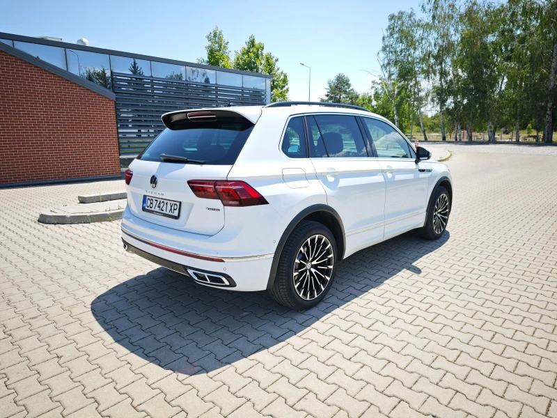 VW Tiguan R Line 4MOTION , снимка 13 - Автомобили и джипове - 51267799