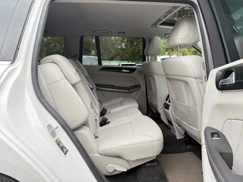 Mercedes-Benz GL 450 7МЕСТА* HarmanKardon* 4Matic* ПОДГРЕВ* КАМЕРА* М.Т, снимка 11 - Автомобили и джипове - 51880719